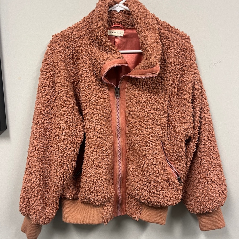 Promesa Sherpa Jacket in Warm Salmon color.  Size small